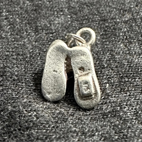 Sterling Silver Lace Up Baby Shoes Charm - Picture 2 of 2